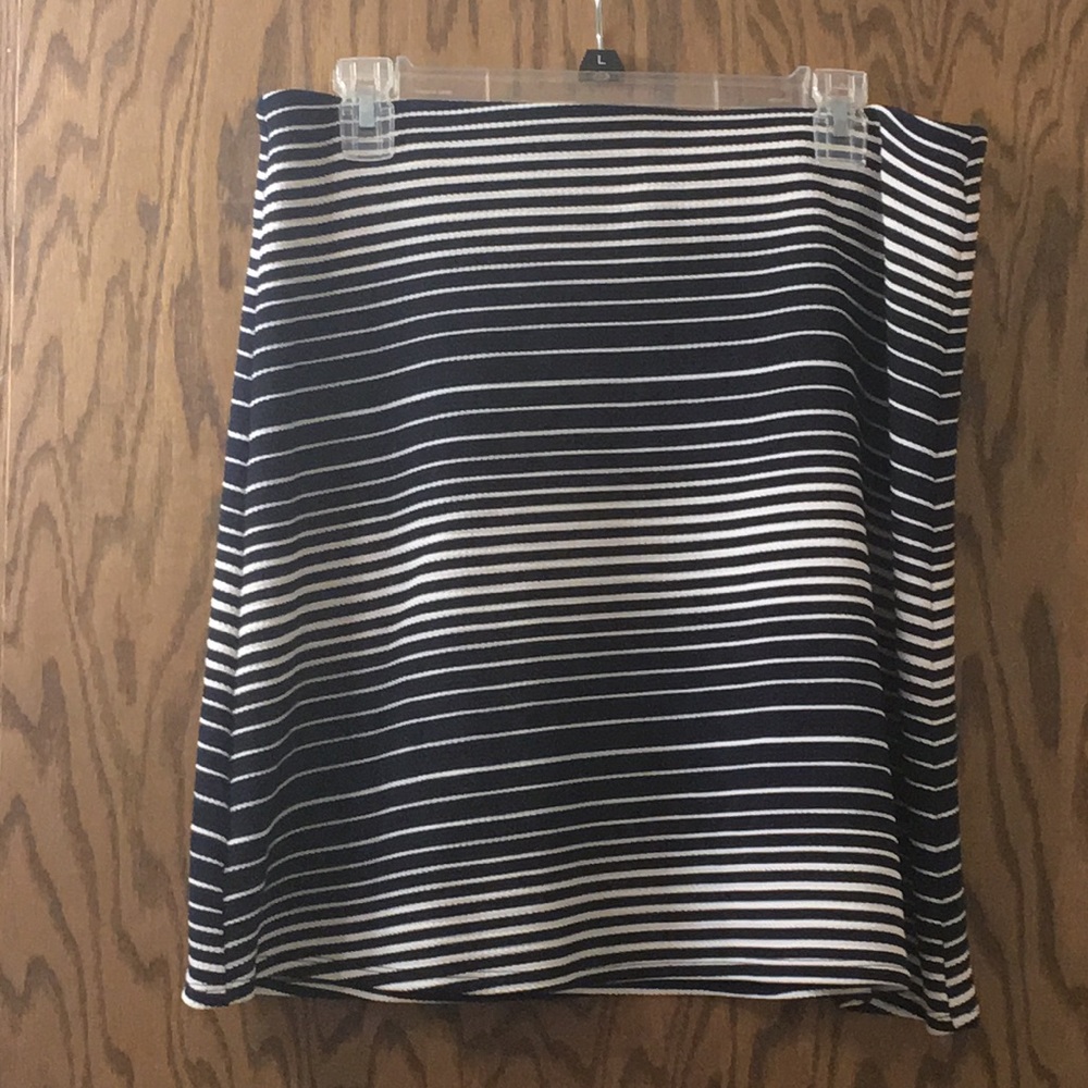 Margaret M Petites skirt LIKE NEW